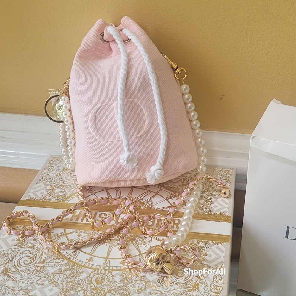 Dior - Picture 6 of 16